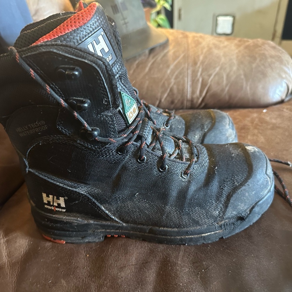 Helly Hansen Black Rugged Work Boots